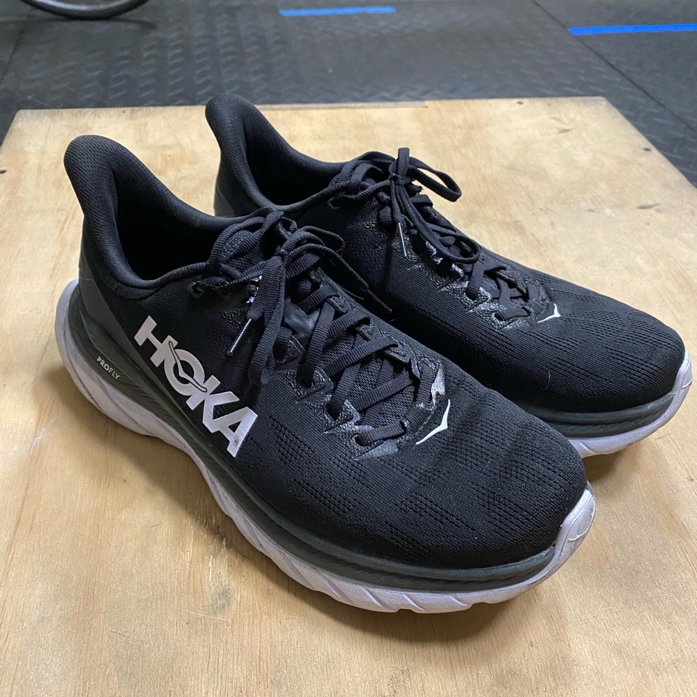 Hoka Mach 4